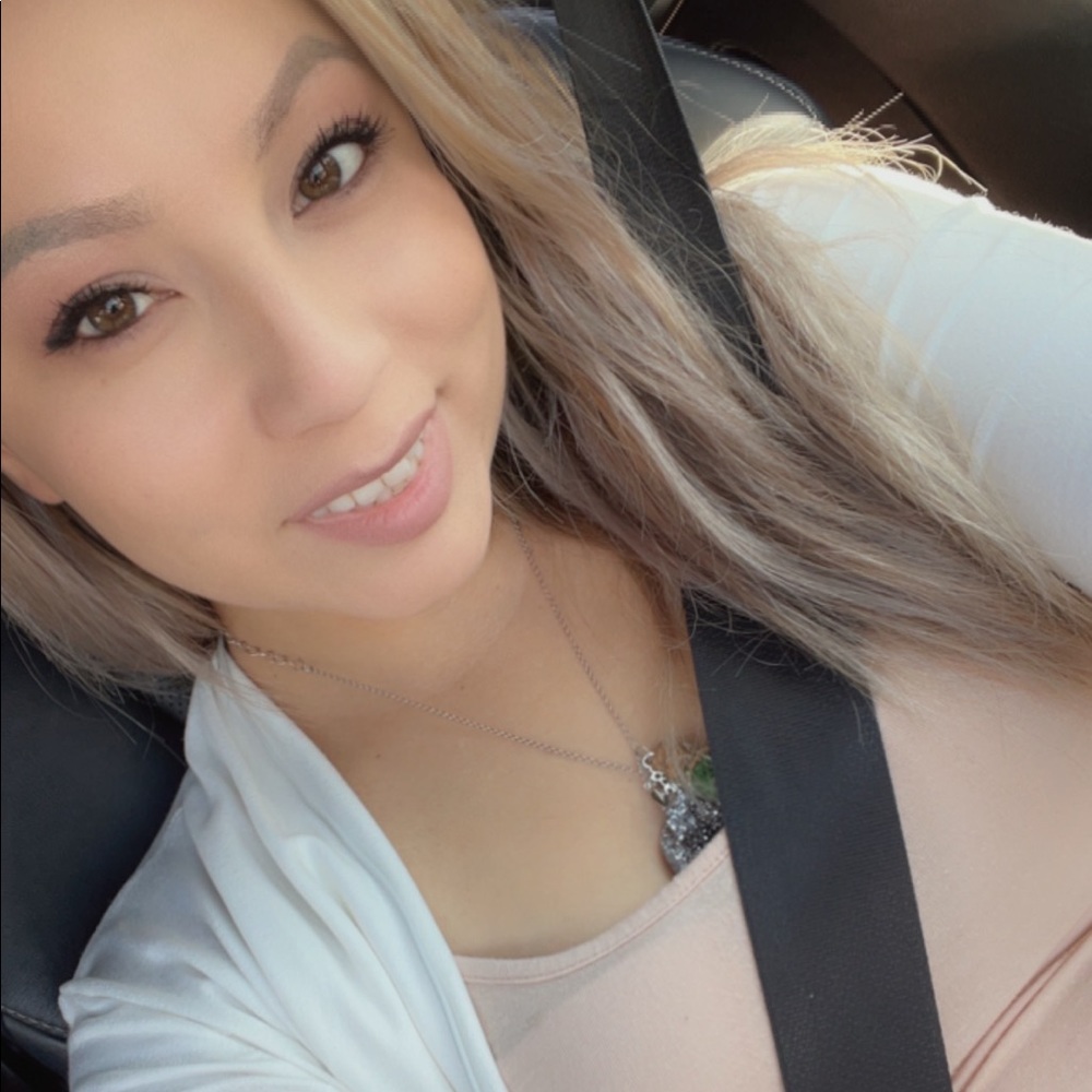 Meet your Posher, Stephanie